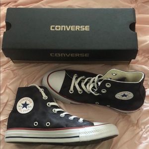 Black converse